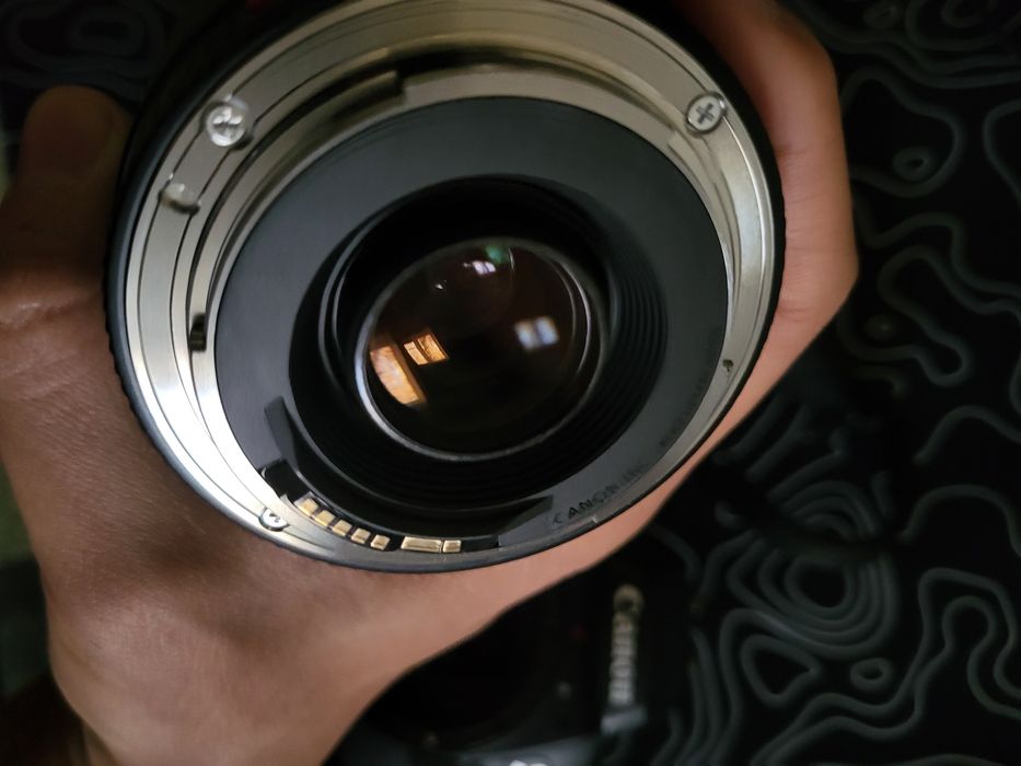 продам камеру Canon EOS 4000S