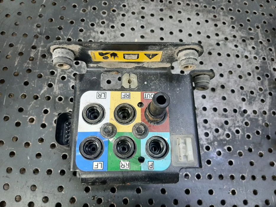 bloc valve suspensie 3.0 d maseati levante 2017  151500-02073