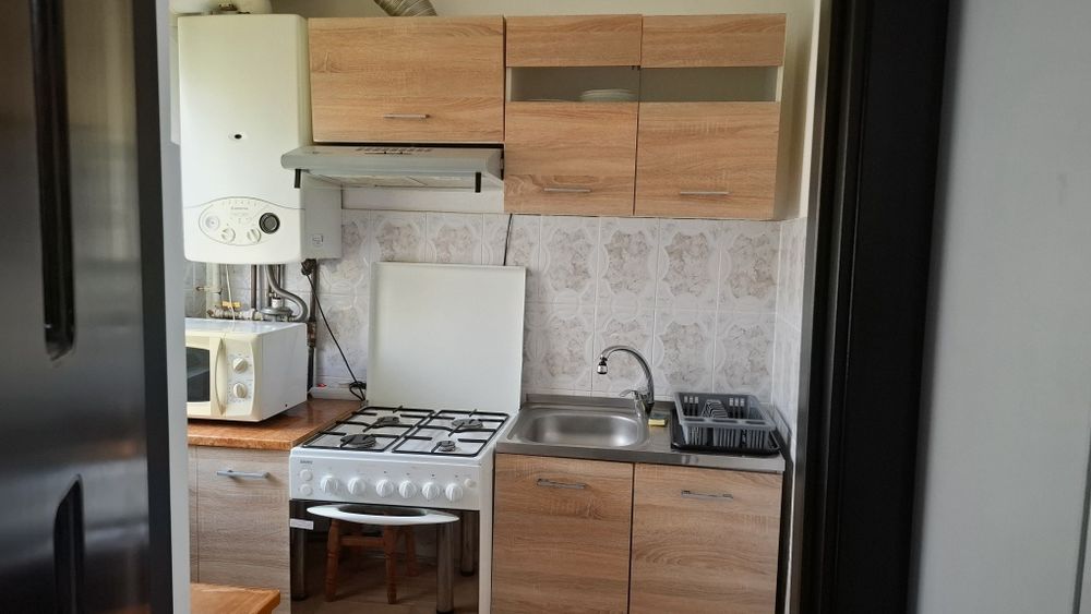 Închiriere garsoniera cu balcon