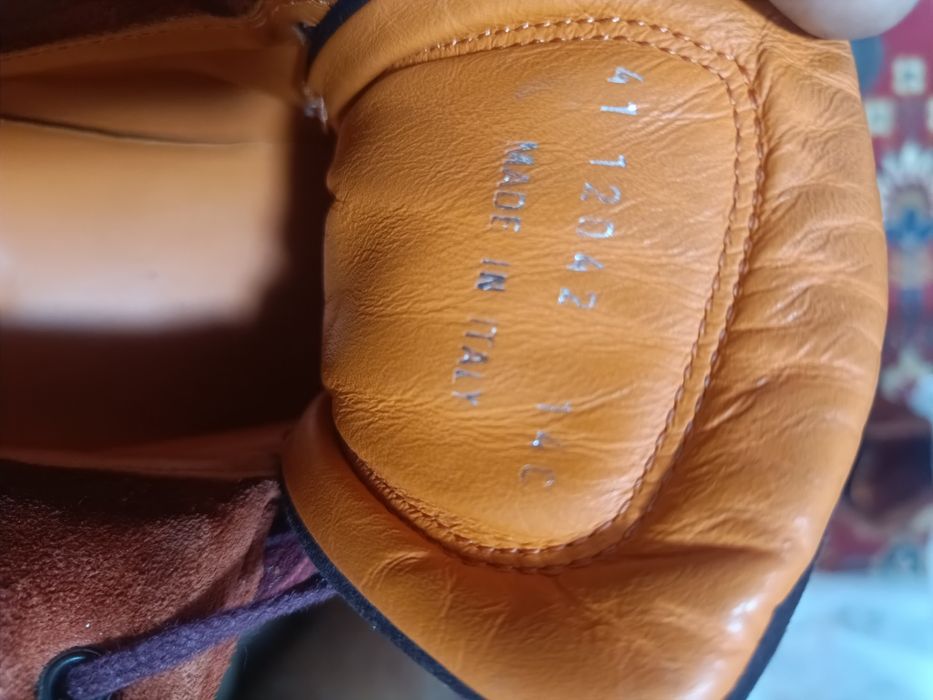 Продам Ботинки оригинал