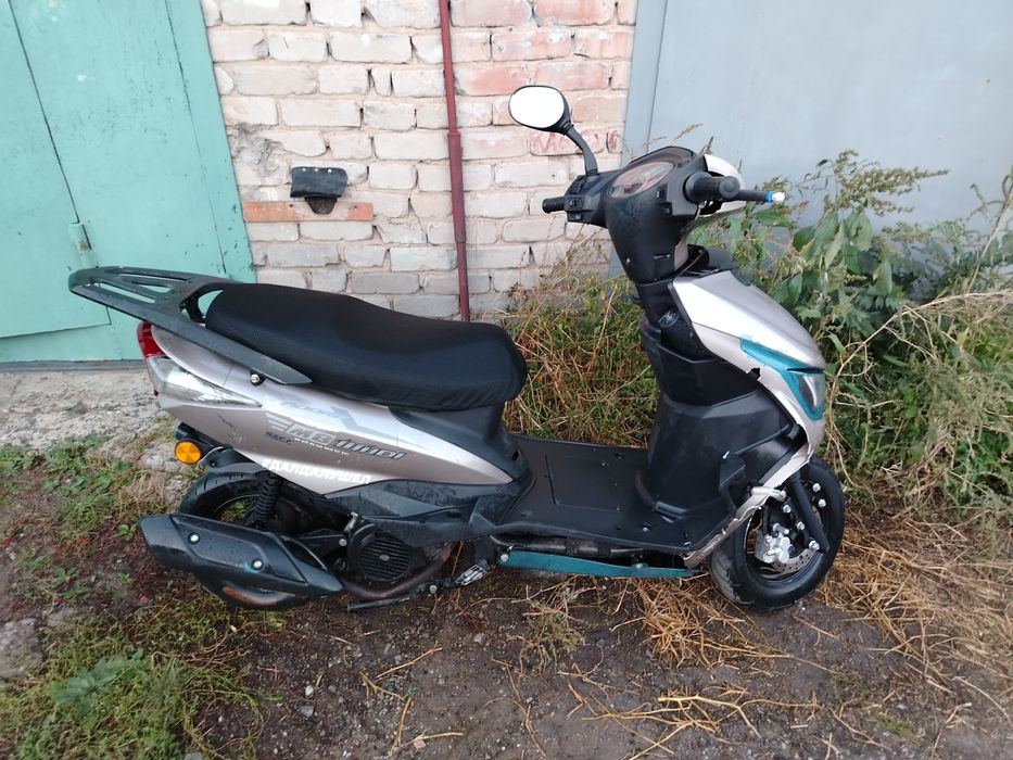 Продам скутер м8