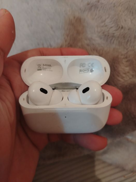 Наушник подарка келген