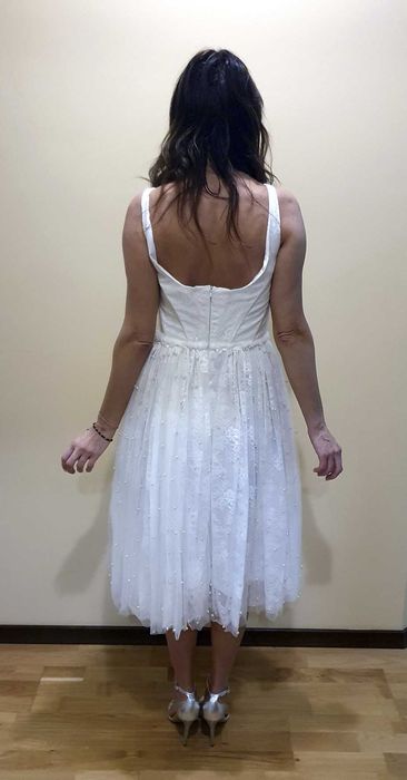 Rochie alba Mademoiselle, cu dantela si perle
