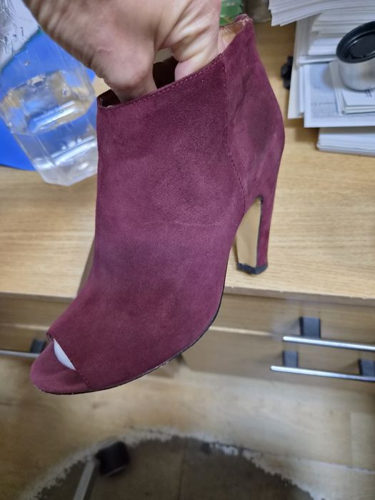 Botine decupate fata