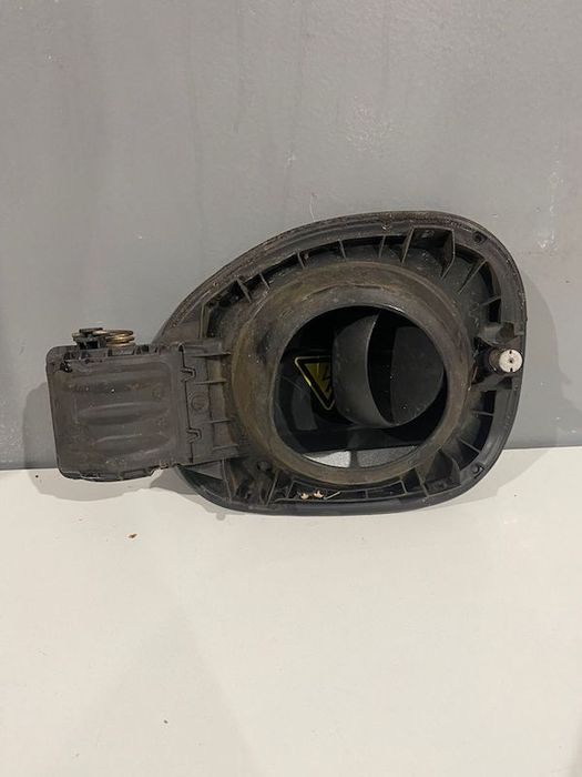 Capac usita rezervor VOLVO V60 D6 HYBRID 2014-2018 31416644 31440252