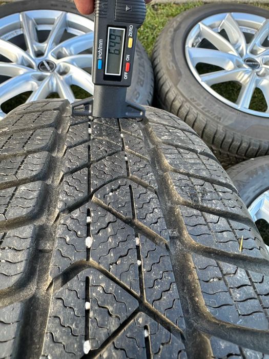 Roti/Jante BMW X1,X2(F48,F39) pe 17 cu cauciuc de iarna 205/60/17 2024