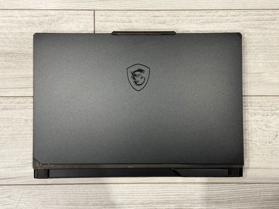 RTX 4050 6gb /i5 13420H /512GB SSD /16GB / Гаранция /15.6 144hz / CYBORG