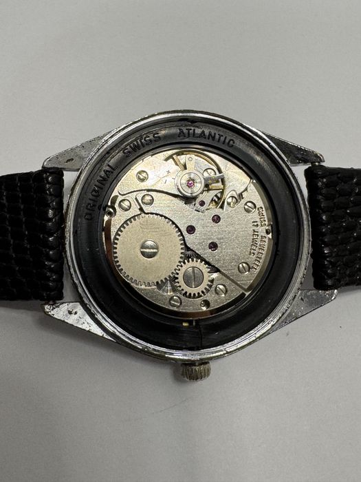 Ceas Atlantic Worldmaster. Swiss made. Cu data. Mecanic