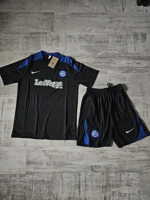 *reducere* compleuri scurte de fotbal nike/adidas