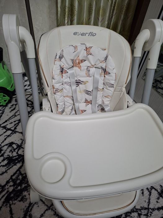 Кресло-стульчик в отличном состоянии