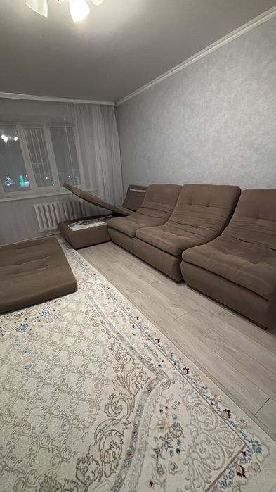 Продается диван.