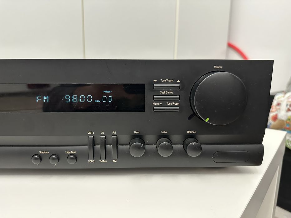 Stație amplificare DEFECTĂ . Harman kardon .