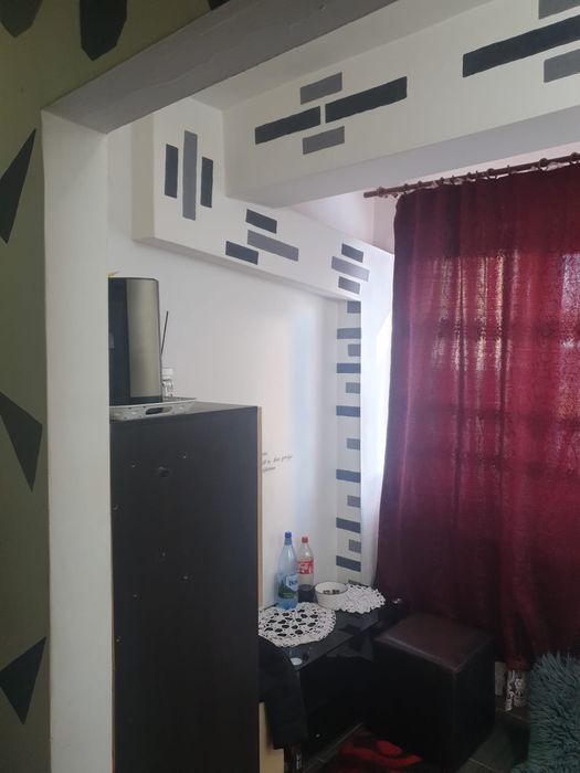 Garsoniera zona deal parter