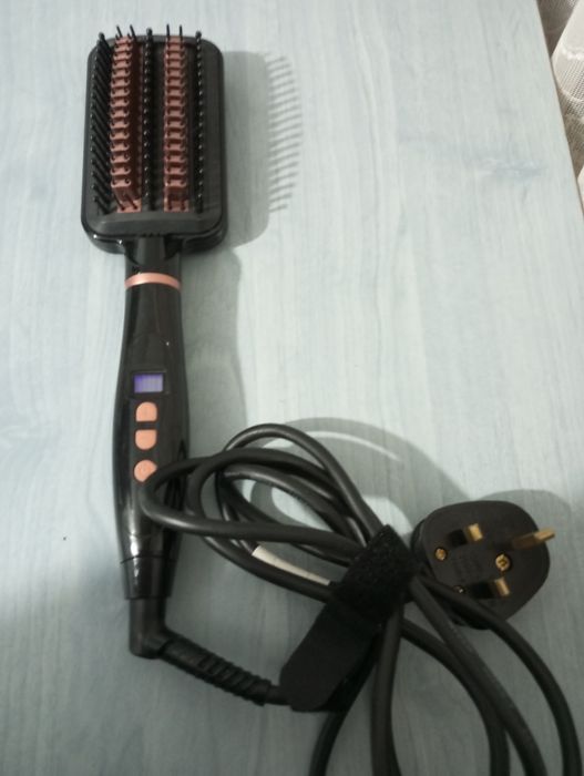 Perie electrică, ceramică pentru îndreptat părul