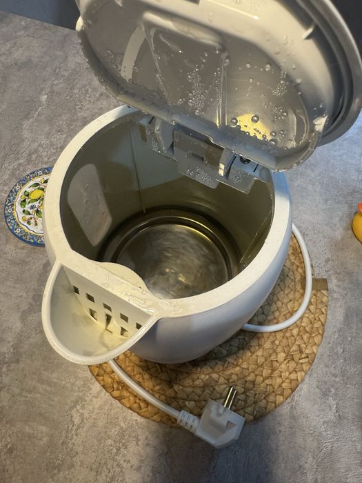 Продам чайник Tefal