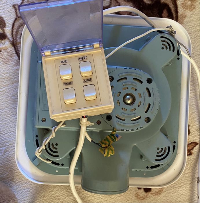 Потолочный обогреватель «Алмаком» использовался в Теплице