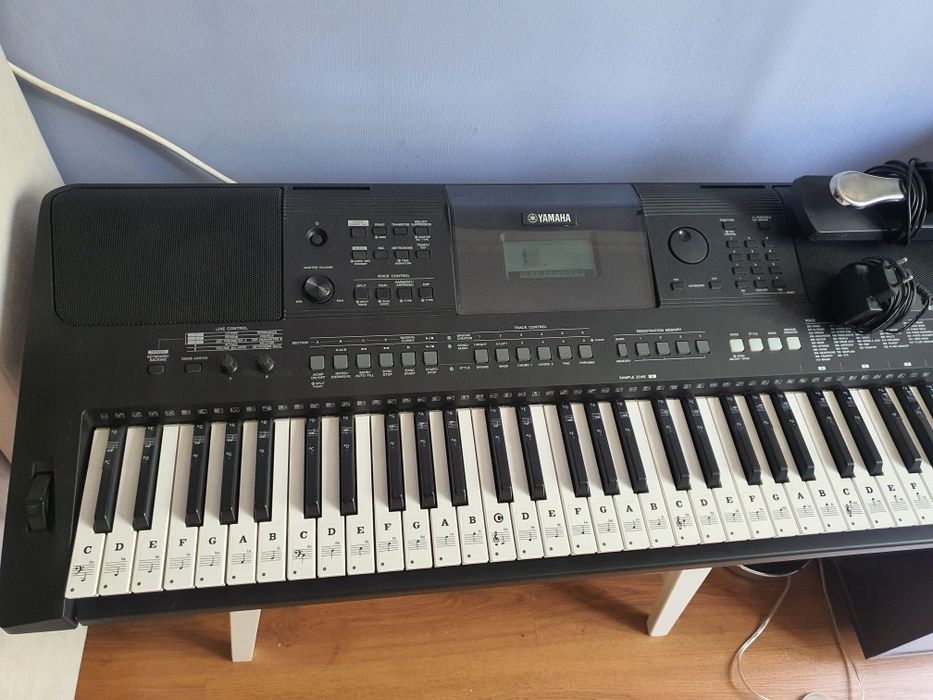 Синтезатор Yamaha PRS e463