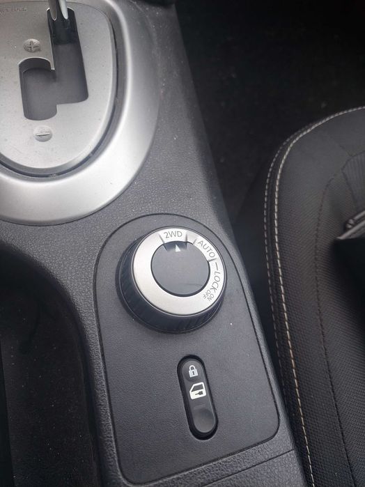 Nissan Qashqai 2.0dci , Нисан Кашкай 4х4 на части!
Октомври 2011