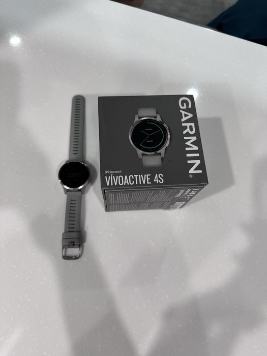 Garmin vivoactive 4s
