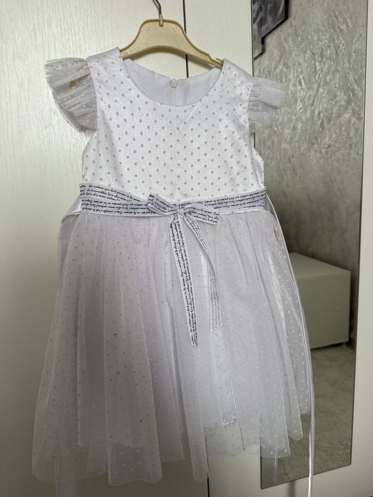 Продам десткое платье