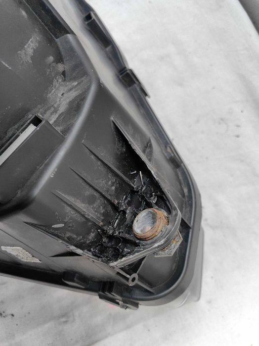 Оригинален фар Vw Amarok