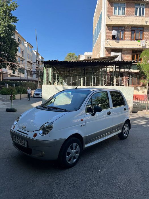 Matiz best 2010 Metan bor srochna sotiladi