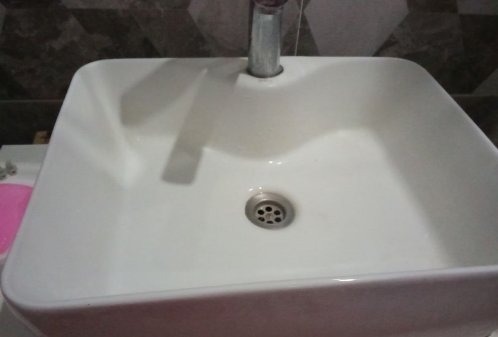 Раковина для ванной комнаты