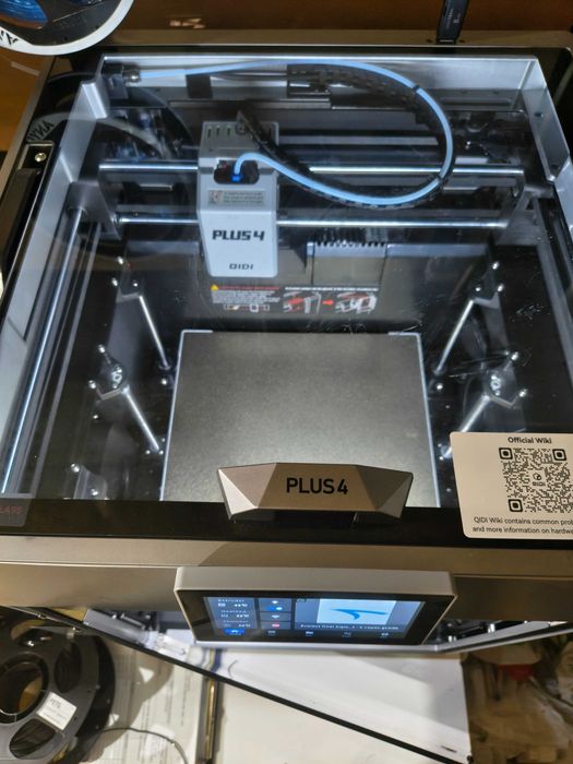 Imprimanta 3D QIDI Plus4 3D Printer