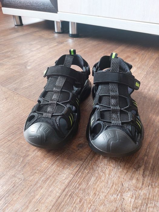 Продам сандали 38 размер