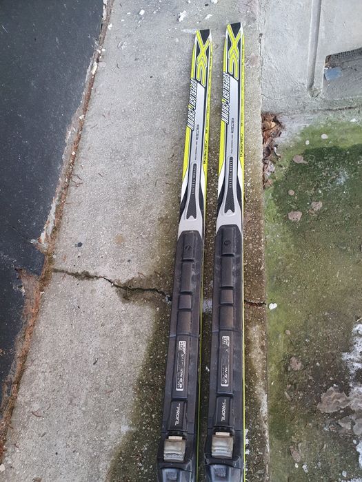 Schiuri fond  Fischer  1,82m  și ghete Solomon  nr 43