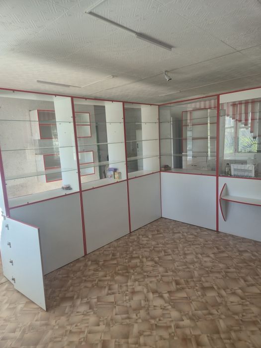 Продается мебель для аптеки