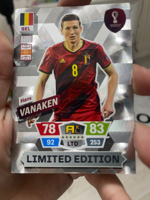 Футболни карти футболисти