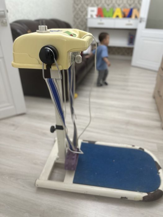 Беговая дорожка, массажер дома