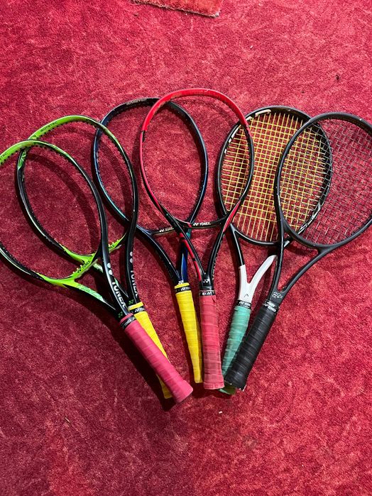 Rachete de tenis profesionale incepand de la 250 lei bucata!