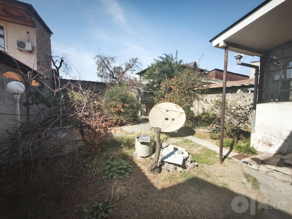 Продам дом 4 сотки первая линия фасад 14,30