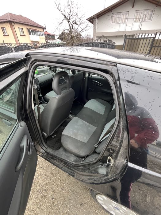 Vand Fiat Punto 1.4 benzina