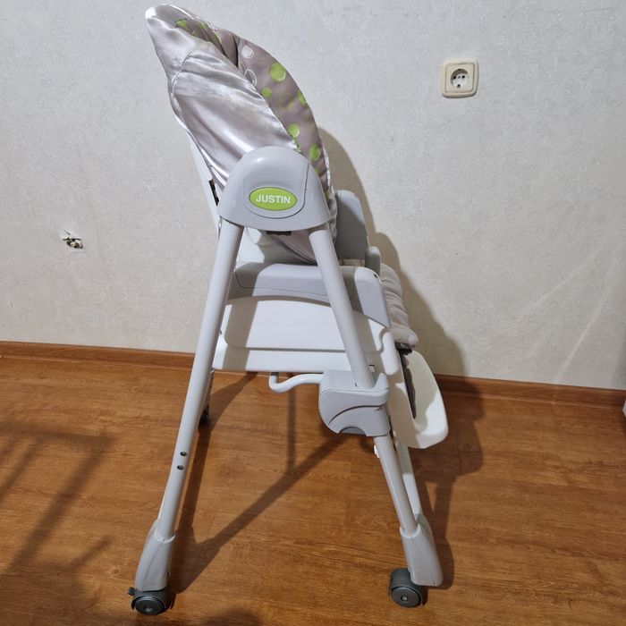 Продам детский  стульчик для кормления.