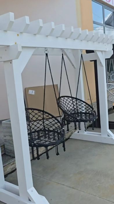 Leagan tip pergola
