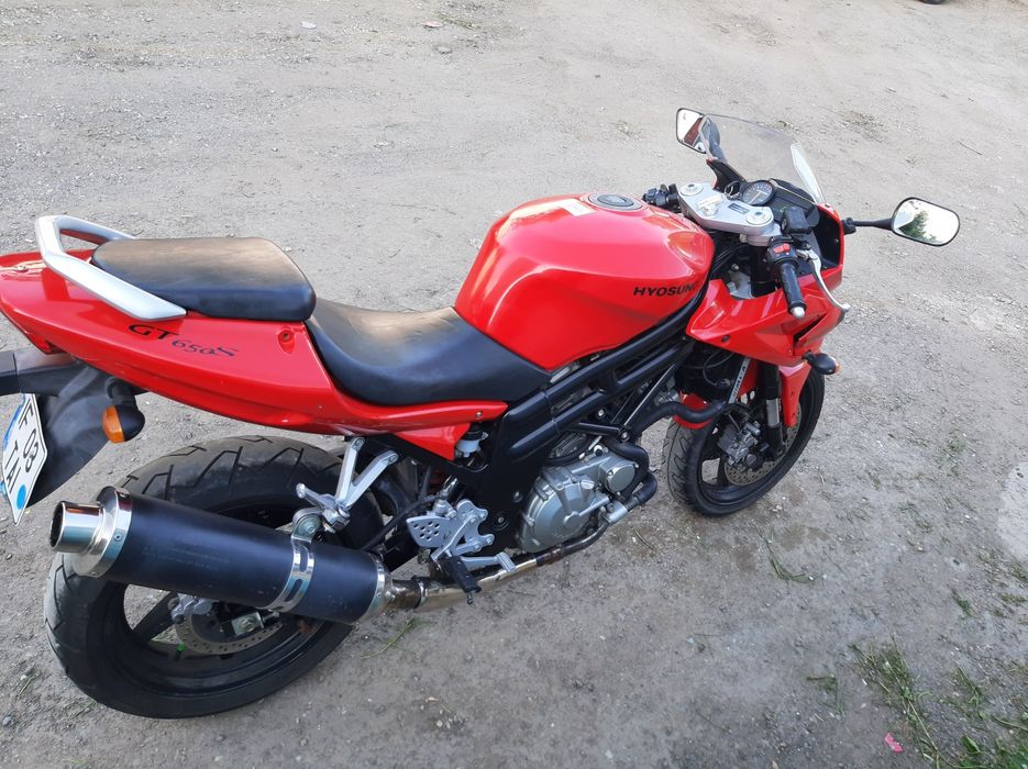 Motocicleta Hyosung GT650 S