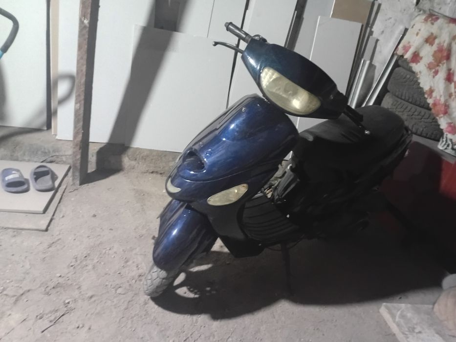 Продам скутор 125 кубов