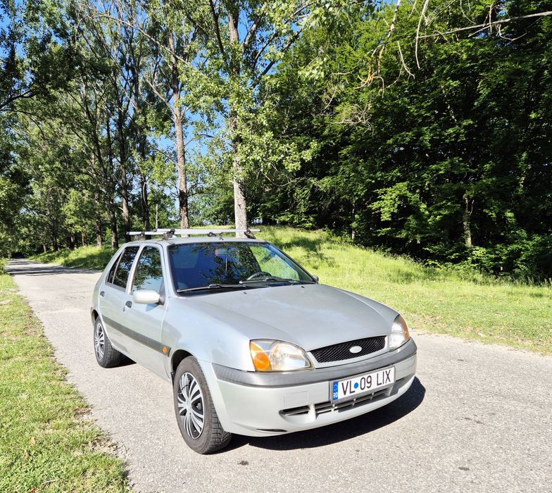 FORD Fiesta 2000 — imagine 3