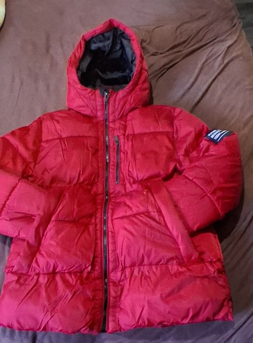 Детско зимно яке ZARA 
Продавам детско зимно