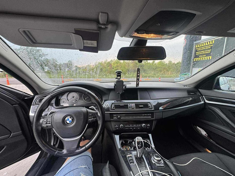 BMW Seria 5 F11 3.0 Diesel 2011