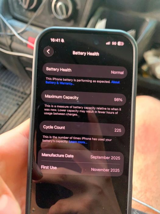 Iphone 17 pro чисто нов е