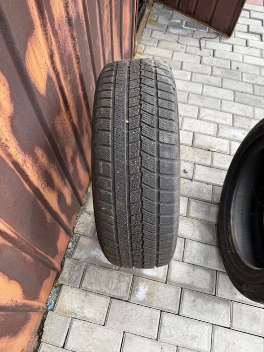 Продам шину липучка 215/60/17