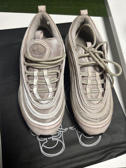 Nike airmax 97 ,purtați ,culoare roz