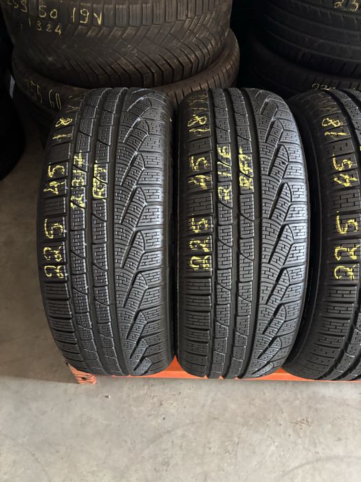 Anvelope Iarna 225/45/18 Pirelli SottoZero RFT 225 45 18 R18
