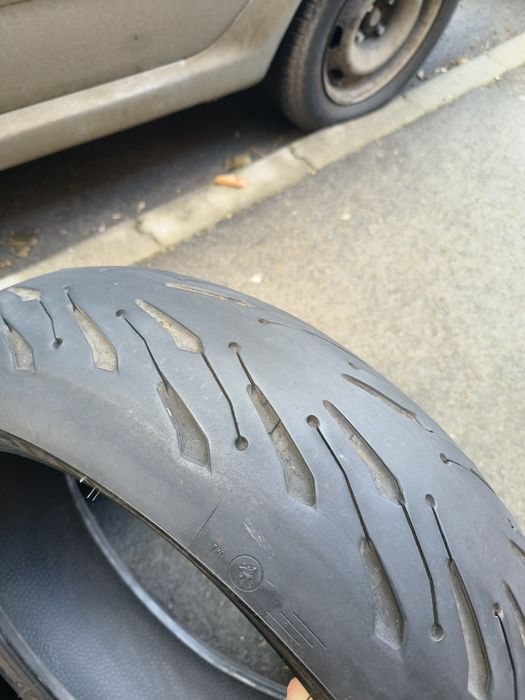Michelin Road 5 
180/55/17 Dot 5120
Добро състояние без забележки.