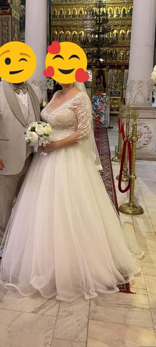 Rochie de mireasa,pe corset+crinolina,voal