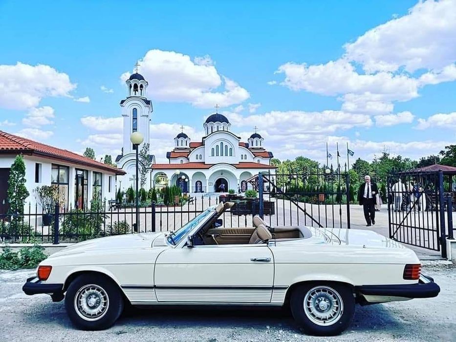 Ретро автомобил Mercedes SL 380 под наем